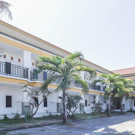 Oyo 1486 Tantular Residence Denpasa Buitenkant foto